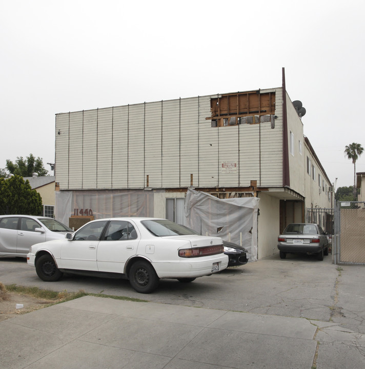 11440 Califa St in North Hollywood, CA - Building Photo