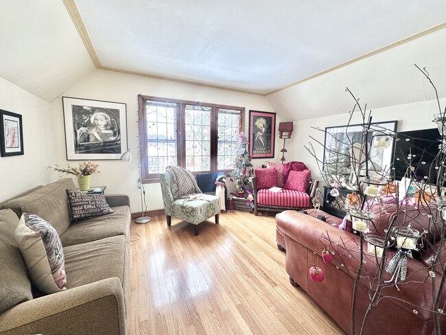 2630 N 67th St, Unit A in Wauwatosa, WI - Building Photo - Building Photo