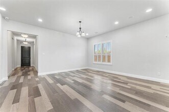 7581 Sevie Ln in Grand Prairie, TX - Building Photo - Building Photo