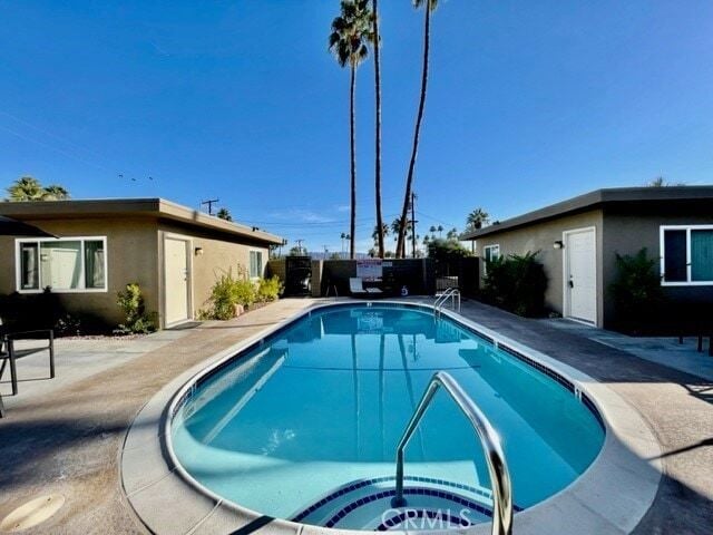 property at 45421 Sunset Ln