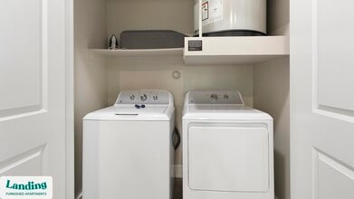 3501 Ross Ave, Unit 1103 in Dallas, TX - Building Photo - Building Photo