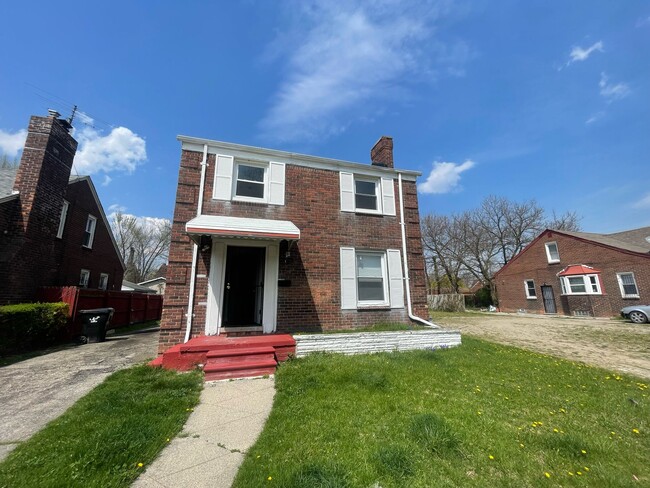 property at 15285 Hazelridge St