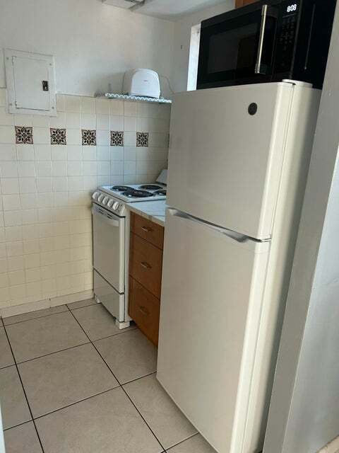 3240 NE 16th St, Unit 1 in Pompano Beach, FL - Building Photo - Building Photo