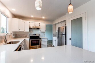 5923 S Ward St in Littleton, CO - Building Photo - Building Photo