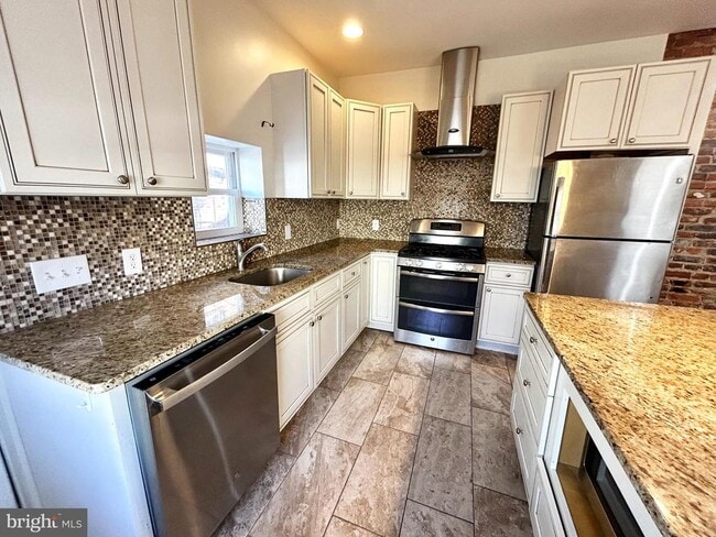 1315 N 26th St in Philadelphia, PA - Building Photo - Building Photo