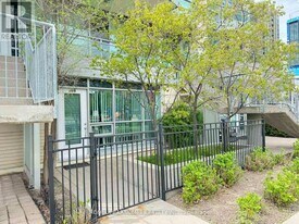 31 Olive Ave in Toronto, ON - Building Photo