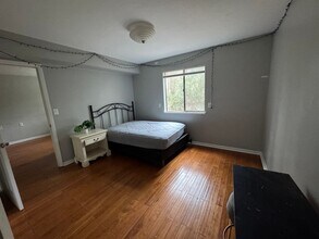 105 SE 16th Ave in Gainesville, FL - Building Photo - Building Photo