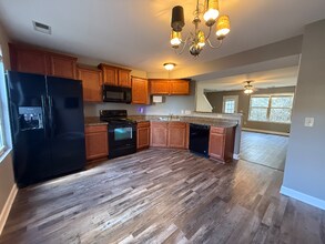 5410 Perlou Ln in Murfreesboro, TN - Foto de edificio - Building Photo