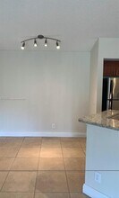 12840 Vista Isles Dr, Unit 626 in Plantation, FL - Building Photo - Building Photo