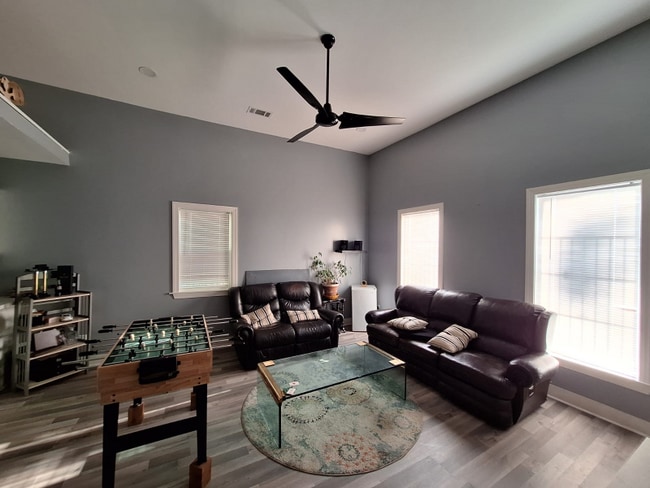 property at 830 N 7th St