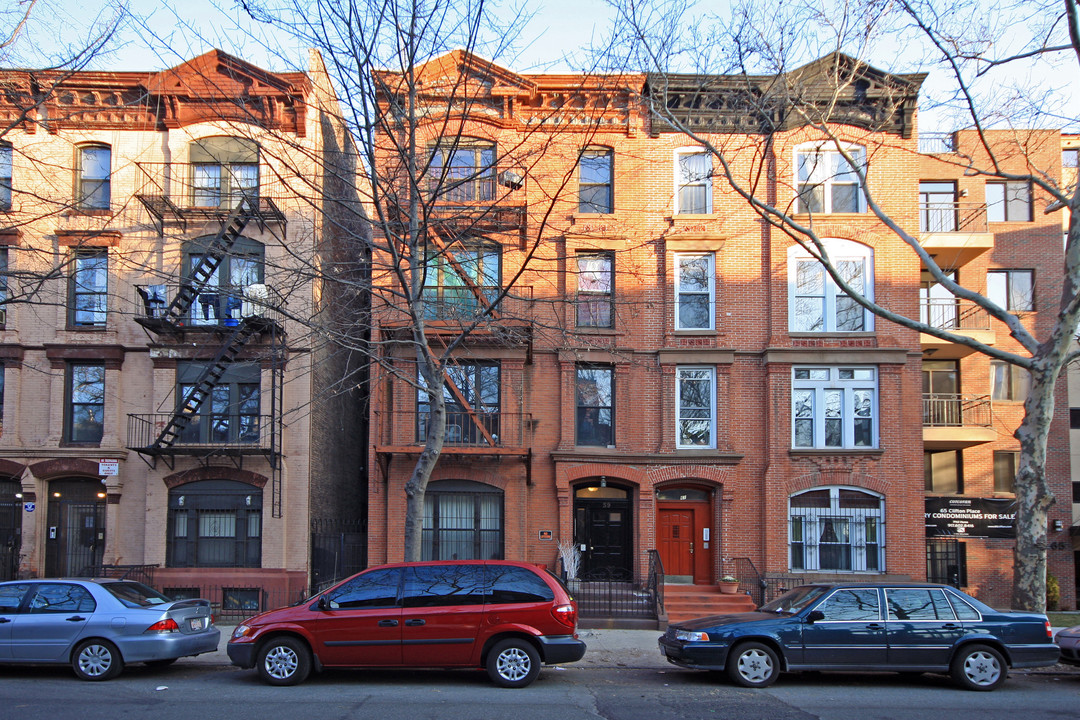 59 Clifton Pl in Brooklyn, NY - Building Photo