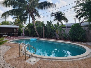 2560 NE 8th Terrace in Pompano Beach, FL - Building Photo - Building Photo