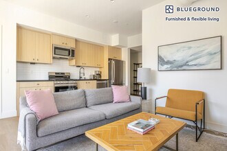 611 N Virgil Ave in Los Angeles, CA - Building Photo - Building Photo