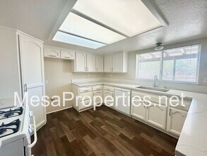 15886 Placida Rd in Victorville, CA - Building Photo - Building Photo