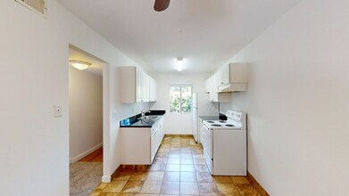 18223 Happy Ln in Sonoma, CA - Building Photo - Building Photo