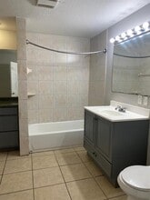 40 N Alder Dr in Orlando, FL - Building Photo - Building Photo