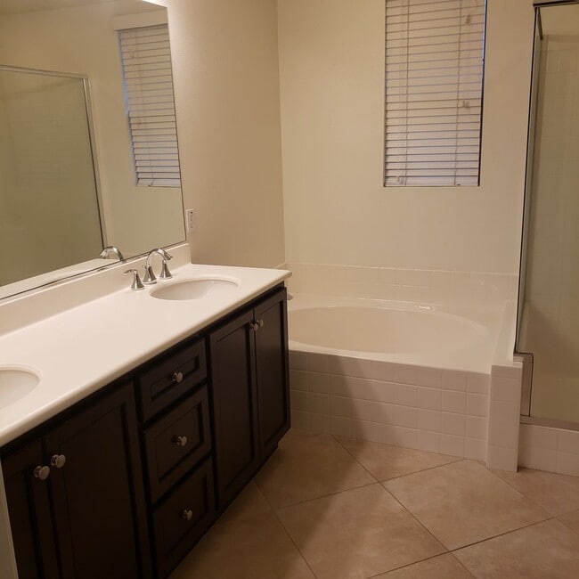 12434 Benton Dr in Rancho Cucamonga, CA - Building Photo - Building Photo