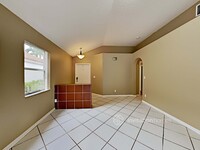 8992 Lake Park Cir S in Davie, FL - Building Photo - Building Photo