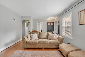 3 W St Hts in Cromwell, CT - Building Photo - Building Photo