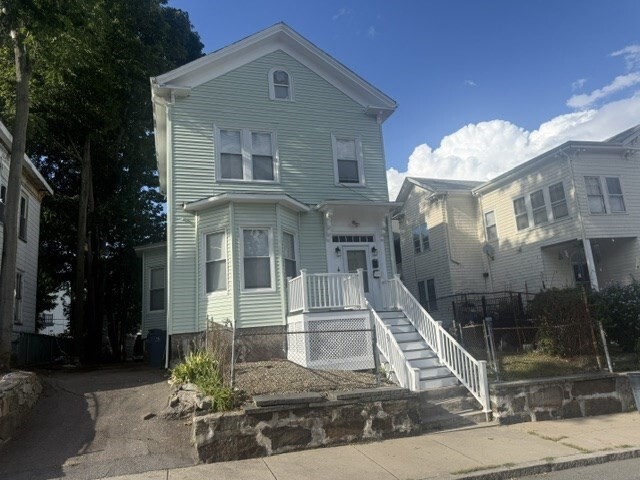 6 Carlisle St, Unit 1 in Boston, MA - Building Photo - Building Photo