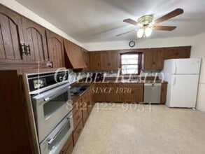 11710 Diamond Island Rd in Wadesville, IN - Building Photo - Building Photo