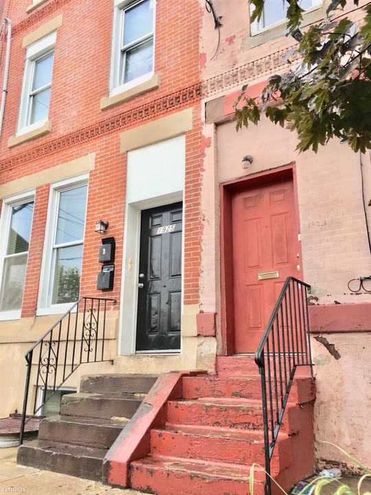 1925 W Norris St-Unit -# 2 in Philadelphia, PA - Building Photo