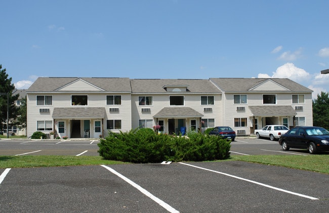 Kingsway Apartments in Swedesboro, NJ - Building Photo - Building Photo