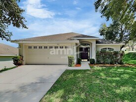 1951 Southern Oak Loop in Minneola, FL - Building Photo