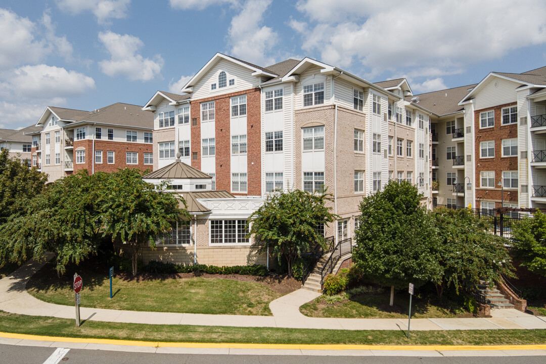 Dwell Vienna Metro in Fairfax, VA - Foto de edificio