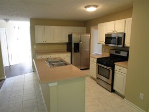 3829 Kirkwood Run NW in Kennesaw, GA - Building Photo - Building Photo