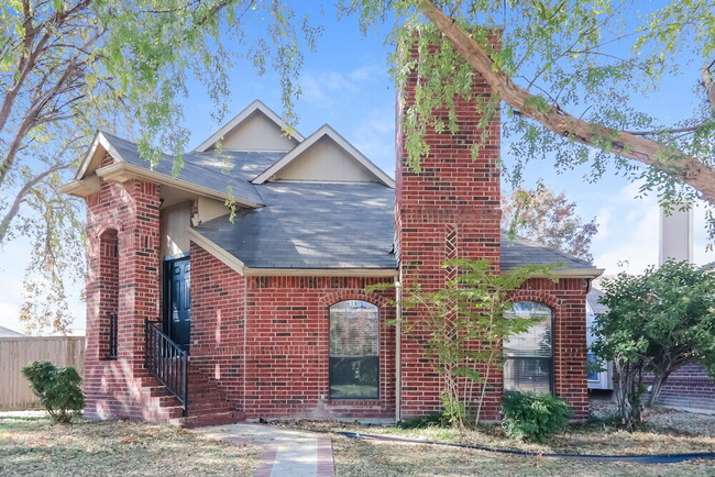 618 Bandera St in McKinney, TX - Foto de edificio - Building Photo