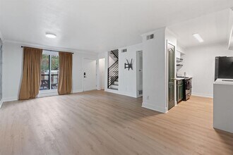 5807 Coventry Ln in Austin, TX - Building Photo - Building Photo