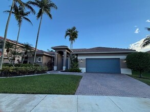 1825 Victoria Pointe Cir in Weston, FL - Building Photo - Building Photo