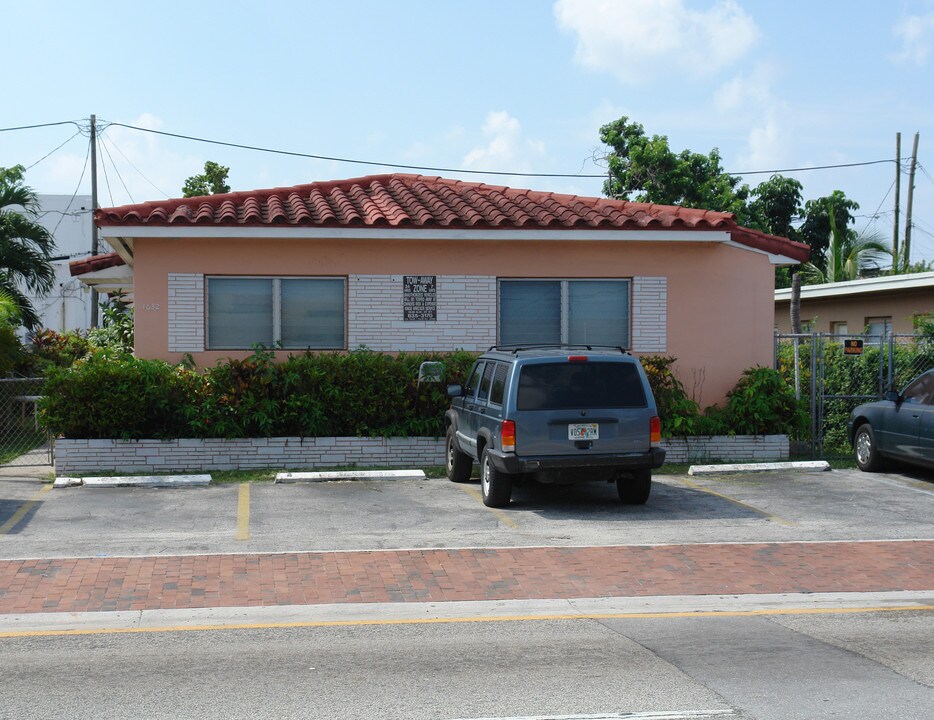 1632 SW 7th St in Miami, FL - Building Photo