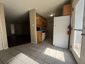 2305 76th St in Lubbock, TX - Foto de edificio - Building Photo