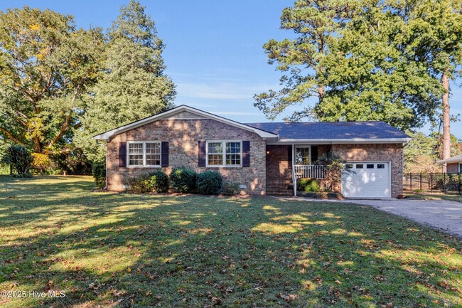 property at 259 Shoreline Dr