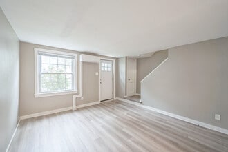 144 Sunrise Dr in Pottstown, PA - Building Photo - Building Photo