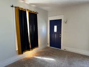 1514 Coit Ave NE in Grand Rapids, MI - Building Photo - Building Photo