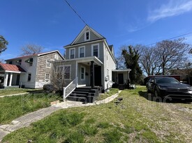 918 Watson St in Norfolk, VA - Building Photo