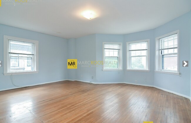 923 Beacon St, Unit 1 in Boston, MA - Building Photo - Building Photo