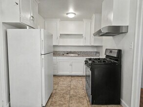 1916 E Hunter Ave in Fresno, CA - Building Photo - Building Photo