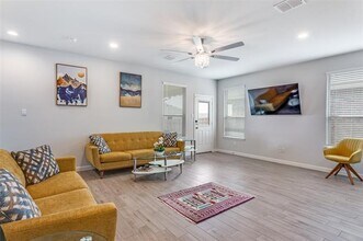 4313 Briargrove Ln in Crowley, TX - Building Photo - Building Photo