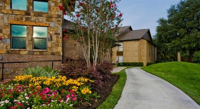 BENT TREE OAKS in Addison, TX - Building Photo - Building Photo