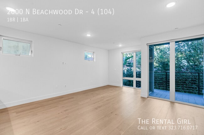 property at 2000 Beachwood Dr