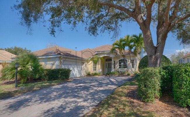 7243 Brambury Ct in Sarasota, FL - Building Photo - Building Photo