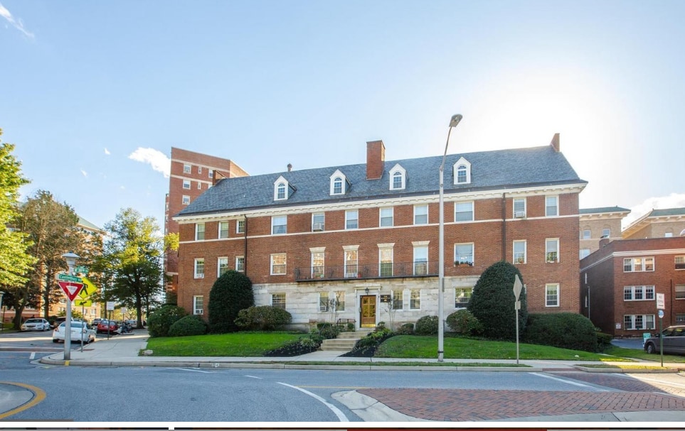 101 W 39th St, Unit Hamilton 3C in Baltimore, MD - Building Photo