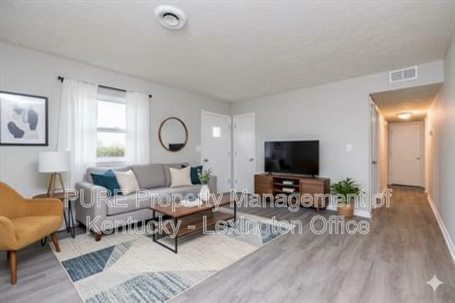 1512 Shelburn Ct in Lexington, KY - Building Photo - Building Photo