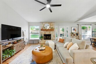 3106 Jeanette Ct in Austin, TX - Building Photo - Building Photo
