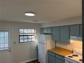 3 Eastview Cir in Greensboro, GA - Building Photo - Building Photo