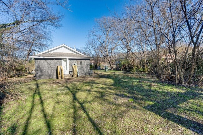 property at 2210 Milne St